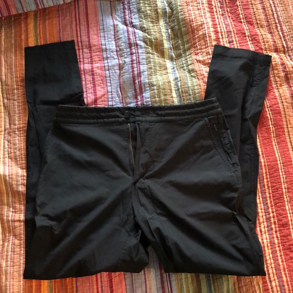 Lululemon Carry On Pant